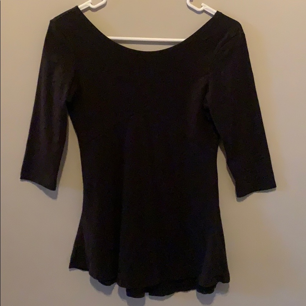Elegantees V-Back Three Quarter Tee,…